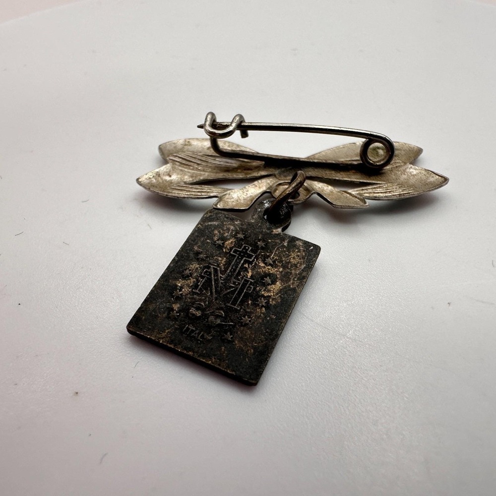 Vintage 90s Catholic Miraculous Medal Bow Pin Virgin Mary Religious Jewelry - Picture 6 of 8